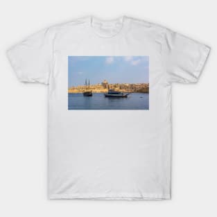 Coastal landscape of Valletta with ships T-Shirt